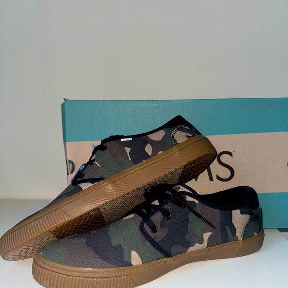 Men Shoes - Picture 6 of 7